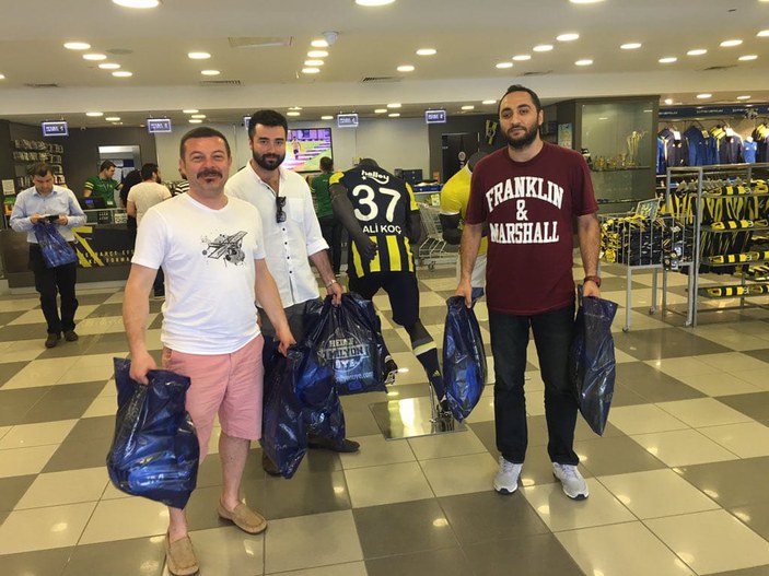 Taraftar Fenerbahçe'nin kasasını doldurdu