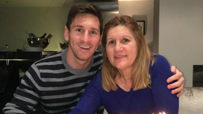 Messi'ye annesinden destek: O kutsal bir çocuk