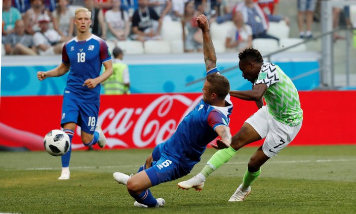 Nijerya İzlanda maçından 3 puan çıkardı