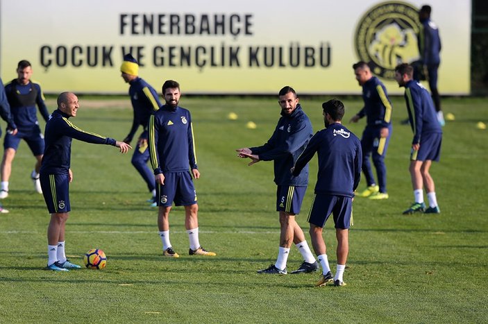 Fenerbahçe'de mesai başlıyor