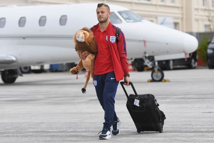 Fenerbahçe Wilshere'i İstanbul'a getirdi