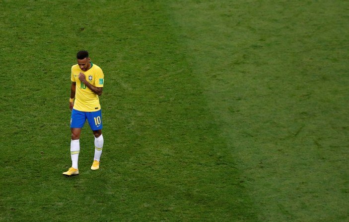 Neymar maç sonu ağladı