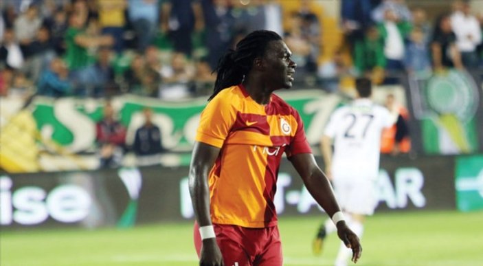 Gomis'in doğum günü isteği Galatasaray'ı yaktı