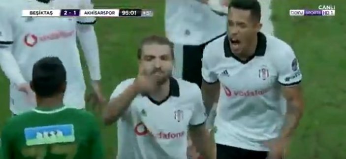 Caner Erkin VAR'a küfretti