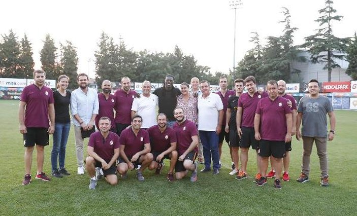 Gomis Galatasaray idmanını ziyaret etti