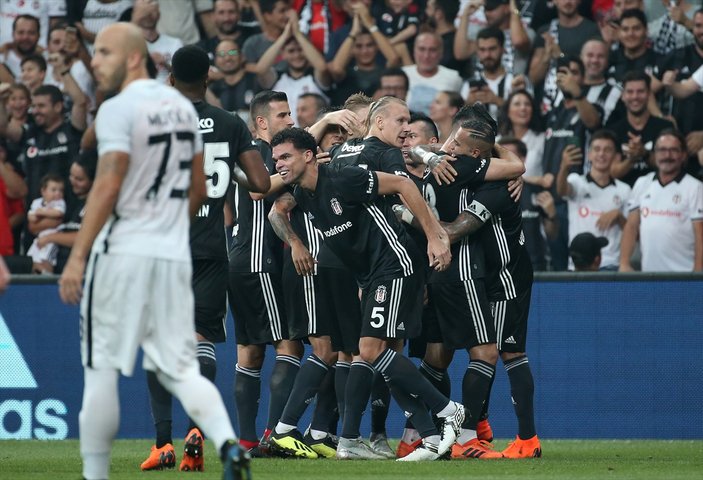 Beşiktaş Avrupa Ligi'nde gruplara kaldı