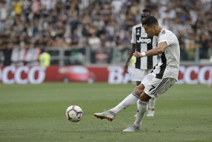 Ronaldo, Serie A'daki 10 takımdan daha fazla kazanıyor
