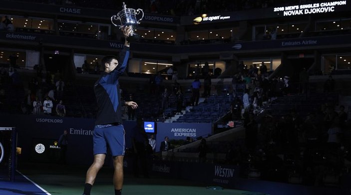 Djokovic ABD Açık'ta üçüncü kez kazandı