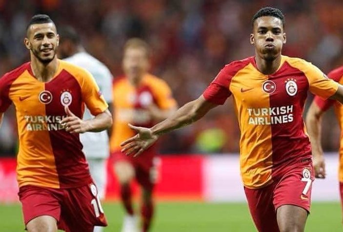 Galatasaray'da maaşı ödenmeyen futbolcular