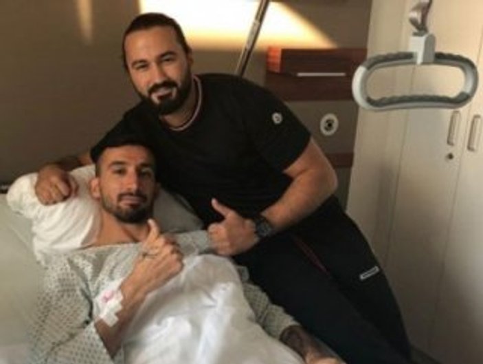 Mehmet Topal ameliyat edildi