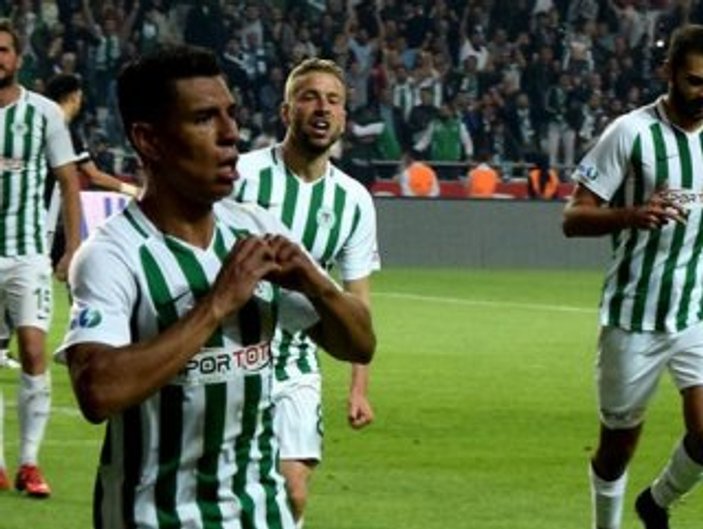 Konyaspor'da Hurtado 6 hafta sahalardan uzak kalacak