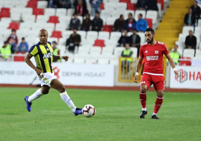 Fenerbahçe, Sivas'ta 2 puan bıraktı
