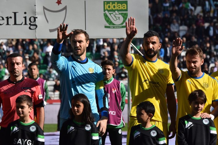 Konyaspor-Ankaragücü maçına Atatürk imzası