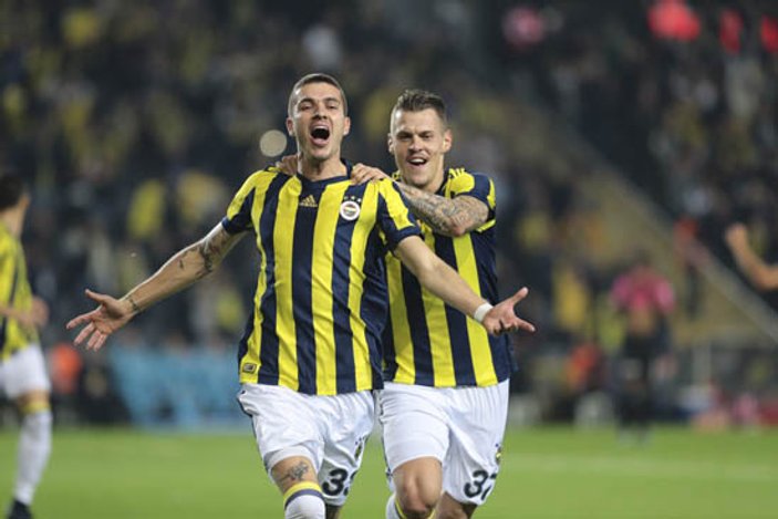 Fenerbahçe'nin savunmacıları gidiyor
