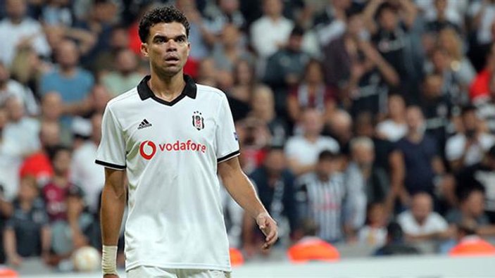 Beşiktaş, Pepe ile yolları ayırdı