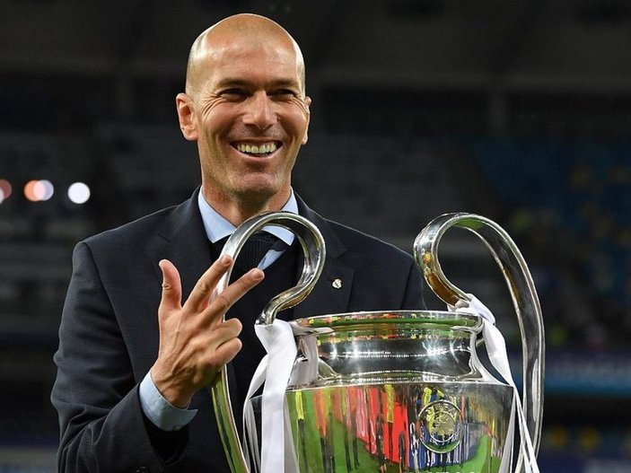 Zinedine Zidane Manchester United'ın başına geçecek