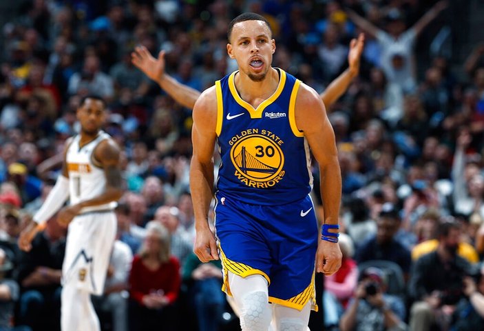 Warriors ilk çeyrekte 51 sayı attı