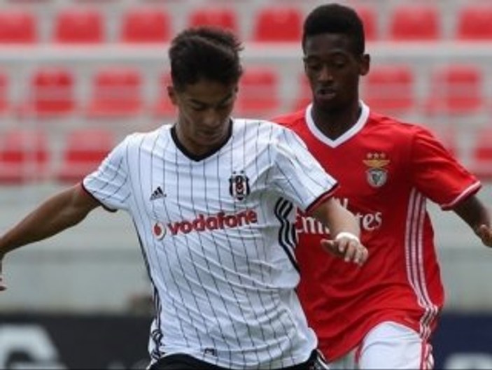 Manisaspor, transferde yönünü Beşiktaş U21'e çevirdi