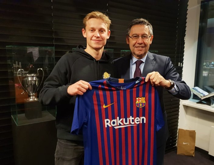 Barcelona Frenkie de Jong'u transfer etti