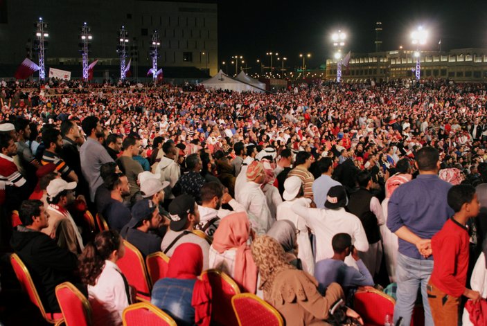 Asya Kupası'nı kazanan Katar'da halk sokağa döküldü