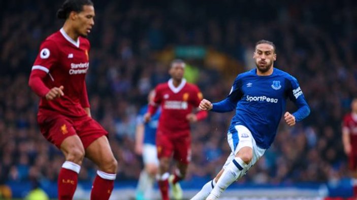 Everton taraftarı Cenk Tosun'a tepkili