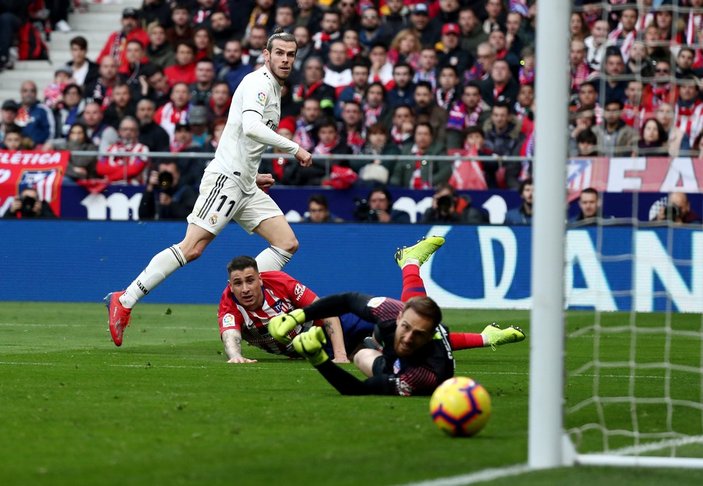 Gareth Bale'ın el hareketine ağır ceza