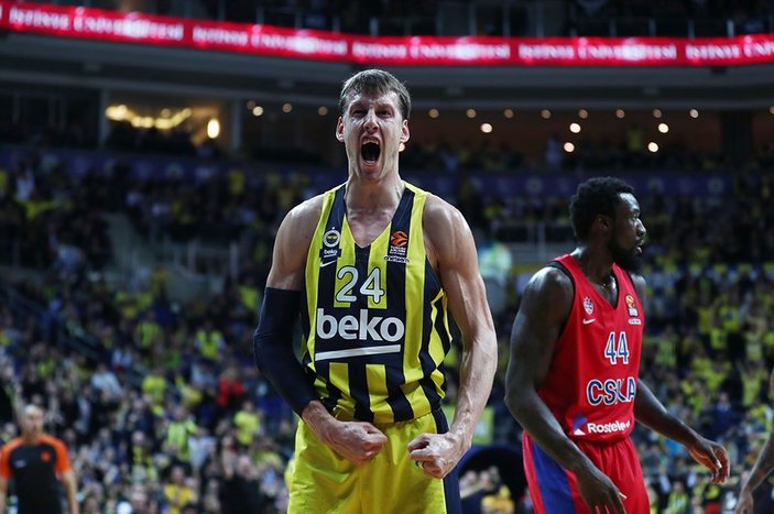 Vesely 3 yıl daha Fenerbahçe'de