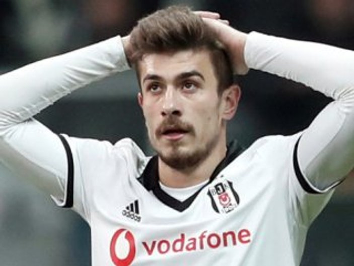 Beşiktaş'ta Dorukhan Toköz cezalı duruma düştü