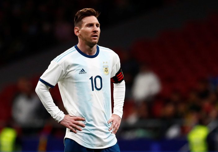 Lionel Messi: Yalanlar yüzünden acı çekiyoruz