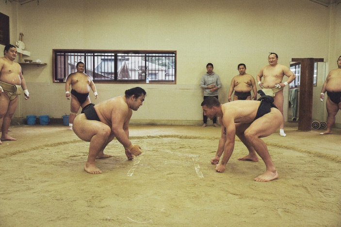 Podolski, sumo güreşine başladı