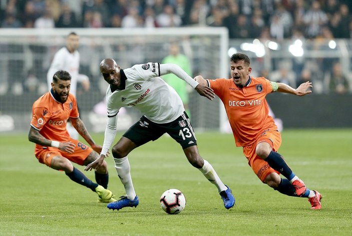 Beşiktaş evinde Başakşehir'i yendi