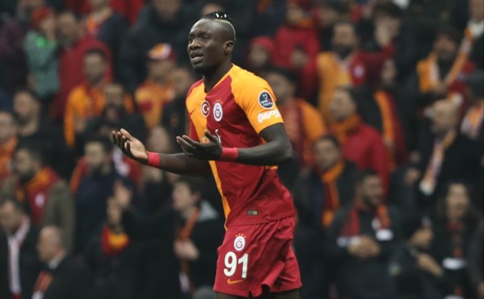 Galatasaray Mbaye Diagne'yi gözden çıkardı