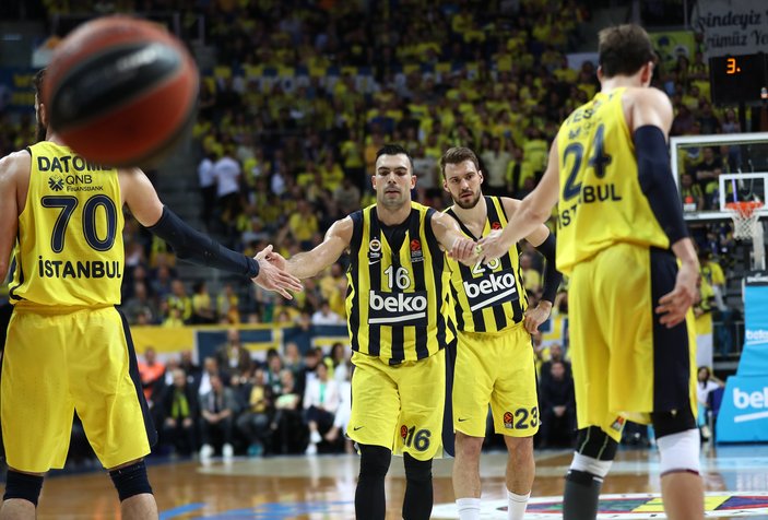 Fenerbahçe seride Zalgiris'e evinde kaybetti