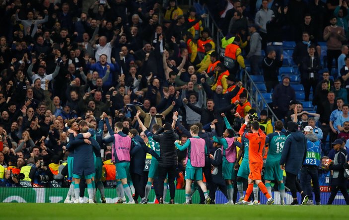 Tottenham 7 gollü maçta Manchester City'i eledi