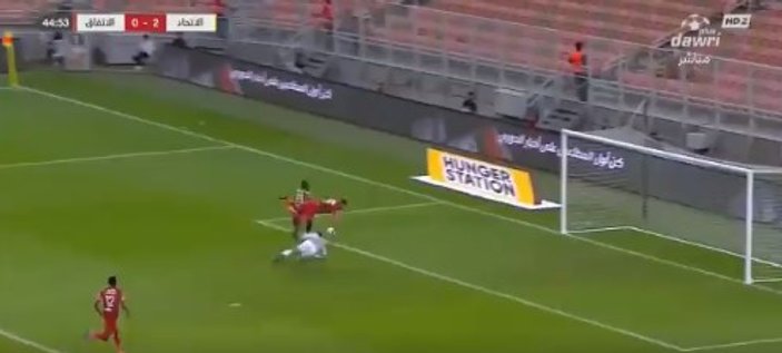 Garry Rodrigues'in kaçırdığı inanılmaz gol