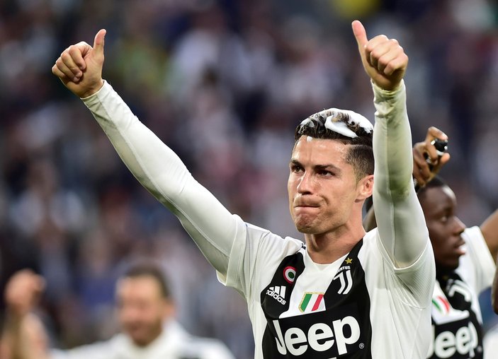 Juventus ve Ronaldo tarihe geçti
