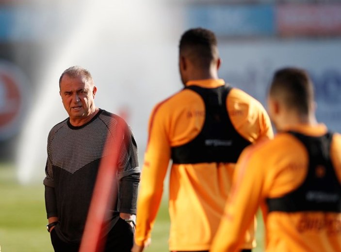 Fatih Terim'den şampiyonluk toplantısı