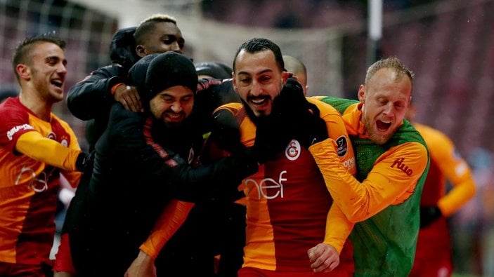 Mitroglou, Galatasaray'da kalıyor