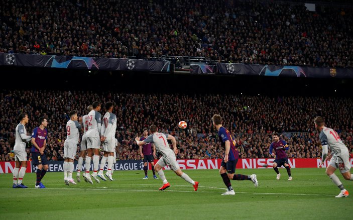 Messi'nin golüne spikerin tepkisi