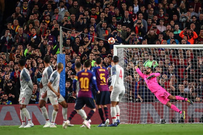 Messi'nin golüne spikerin tepkisi