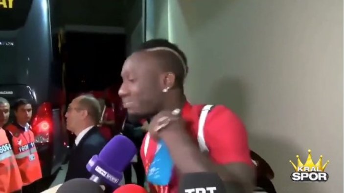 Diagne'den Başakşehir'e kafa kesme hareketi