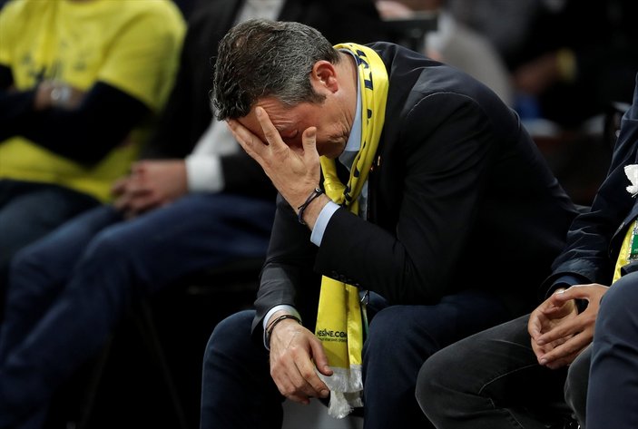 Fenerbahçe yenildi, Ali Koç yıkıldı