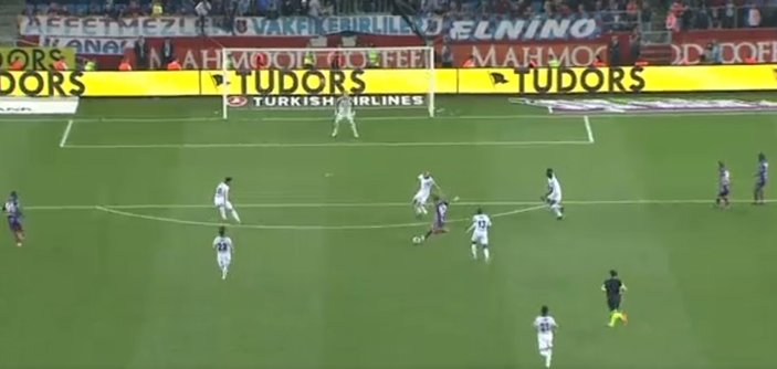 Yusuf Yazıcı'dan Beşiktaş'a müthiş gol