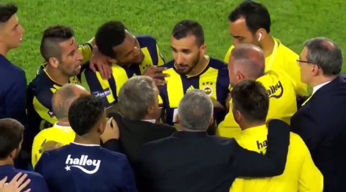 Fenerbahçe'de Mehmet Topal ıslıklandı
