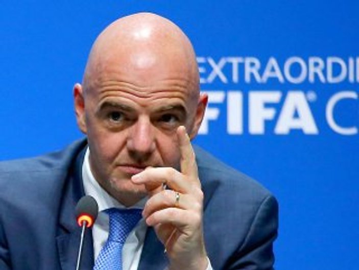 Infantino yeniden FIFA'da başkanı