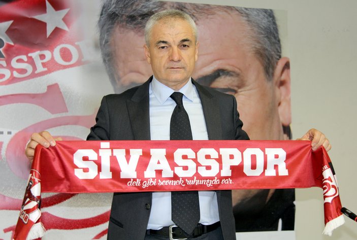 Rıza Hoca transfer listesini Sivasspor'a sundu