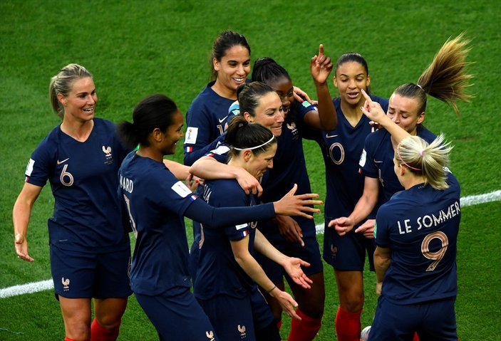 Fransa Kadın Milli Takımı, Güney Kore'ye 4 attı