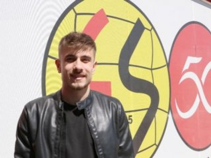 Dorukhan Toköz Eskişehirspor'u unutmadı