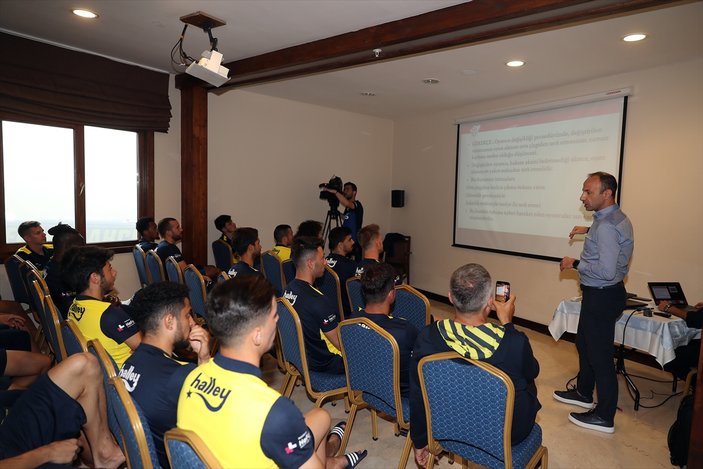 Fenerbahçe'de VAR eğitimi