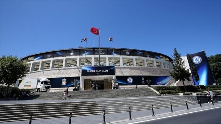 UEFA'dan İngilizlere: İstanbul'da kebap yiyin